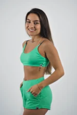 SHORTS RAVENA COM BOLSO VERDE MENTA