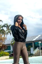 Corte Vento Madrid Preto