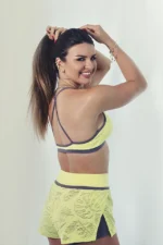 TOP ATINS AMARELO - ONDAS DE AREIA - ERICA GARBO