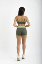 SHORT RAVENA MILITAR COM PISTACHE - TONS DA NATUREZA